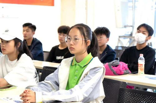 云南新華電腦職業技能培訓學校 有禮“童”享，擇校咨詢會助力計算機系統服務人才培養